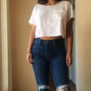 Light pink floral imprint crop top