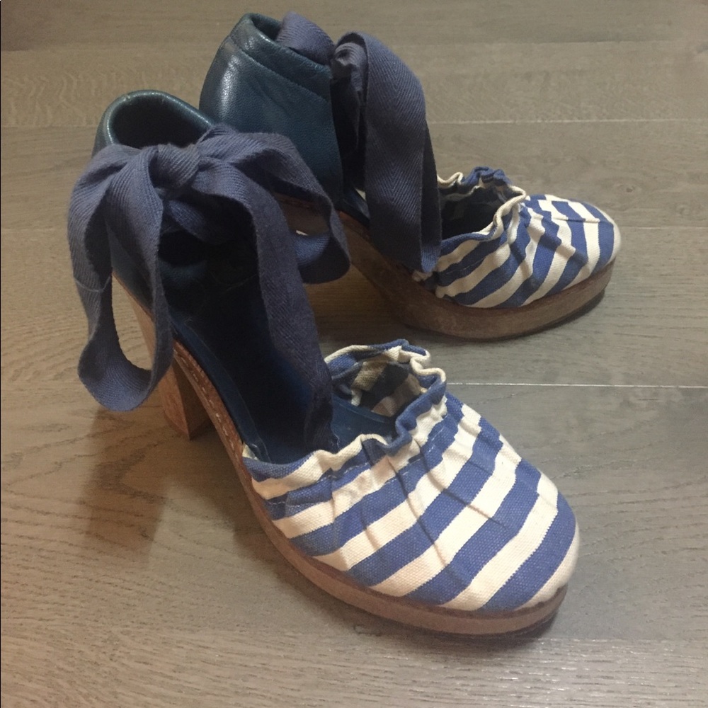 Chloe shoes with stripes toes and wood soles