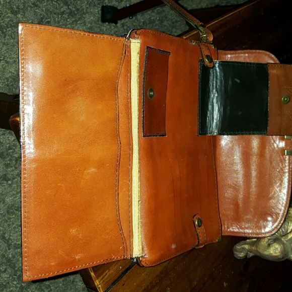 Leather clutch - Picture 7 of 7