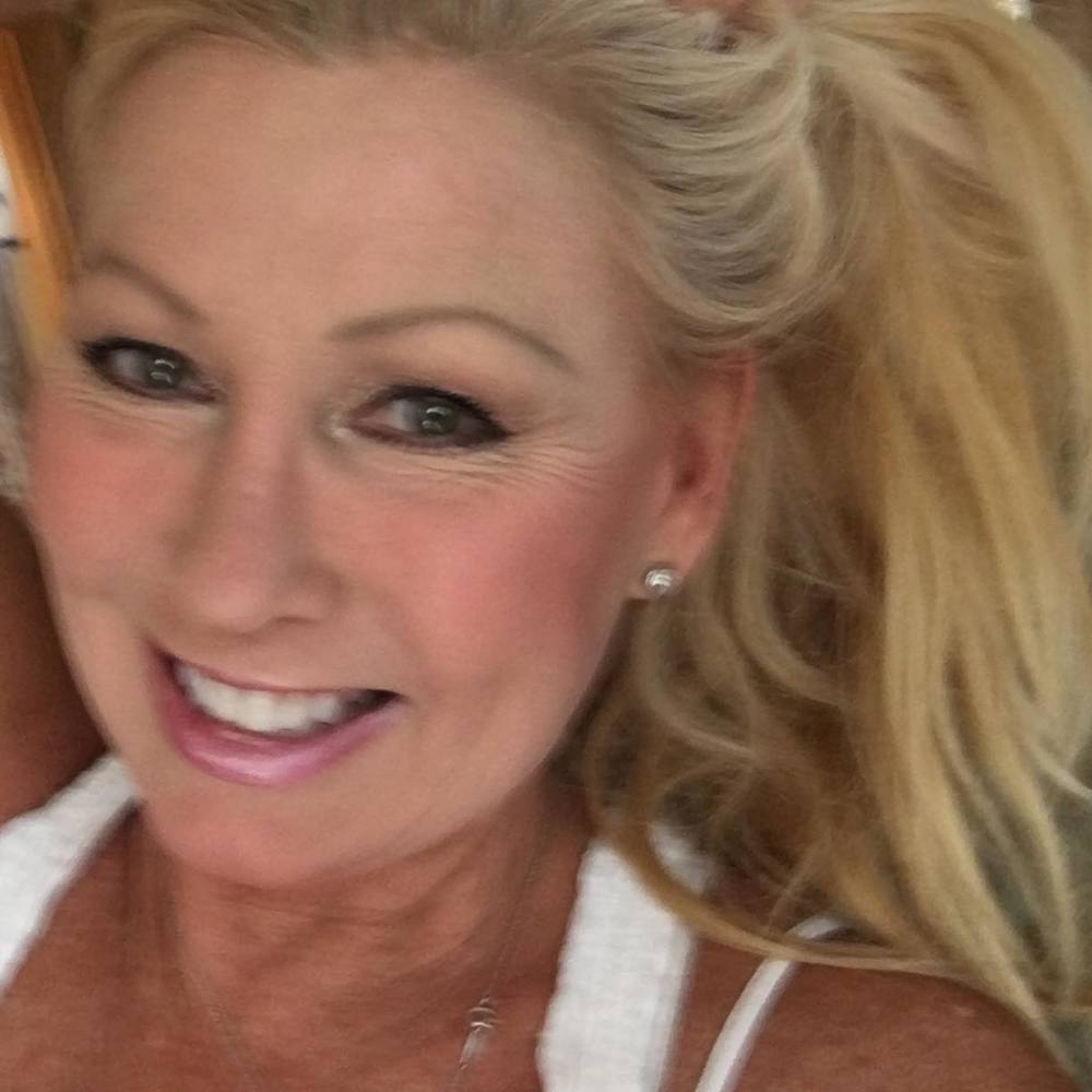 Meet your Posher, Christy