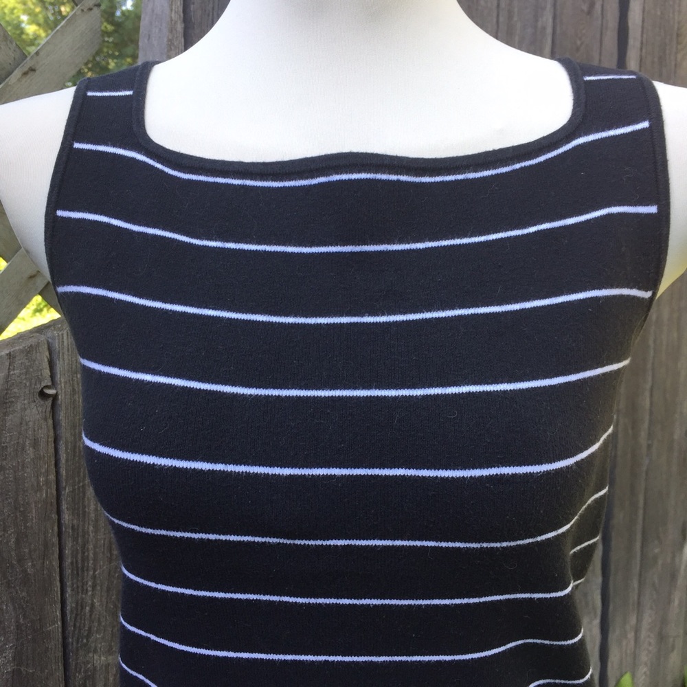 Bundled Knit Tops - Picture 2 of 8