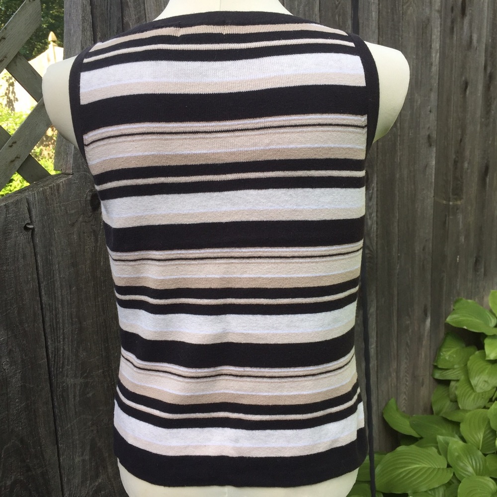 Bundled Knit Tops - Picture 6 of 8