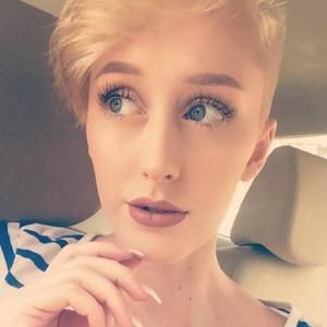 Meet your Posher, Tiffany