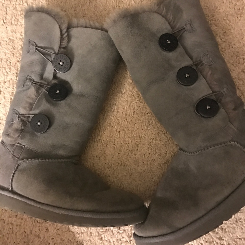 Long foldable authentic grey Uggs