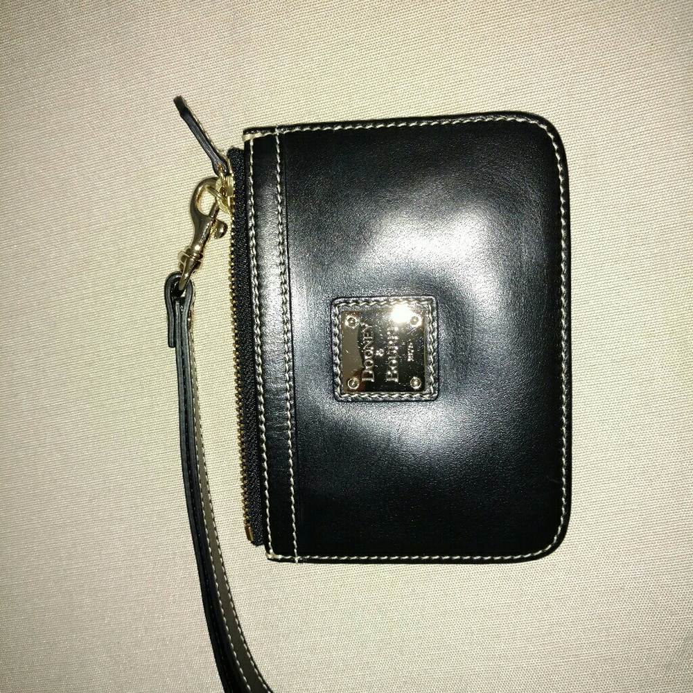 *SOLD*Dooney and Bourke Wristlet