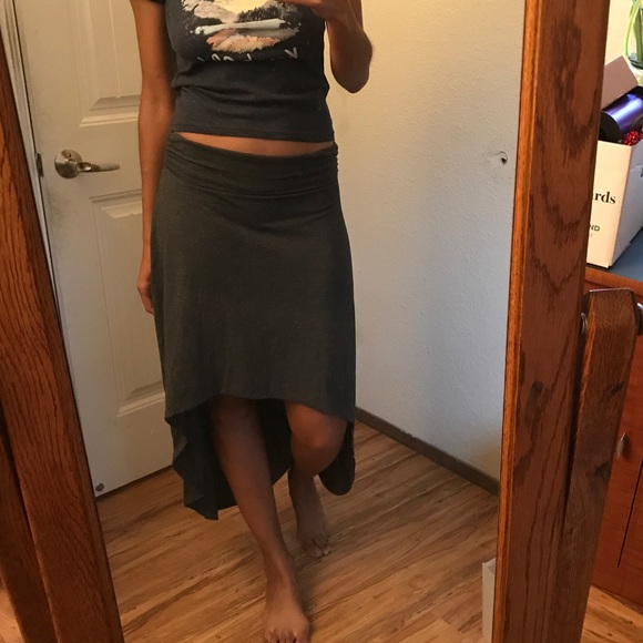 High-Low skirt - Picture 2 of 6