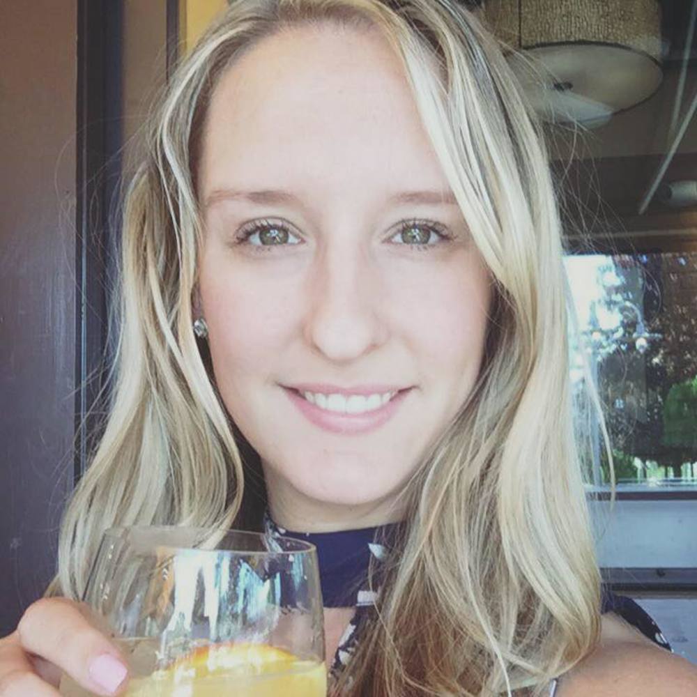 Meet your Posher, Alicia