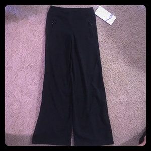Ivviva Lululemon Action Pant ❤️