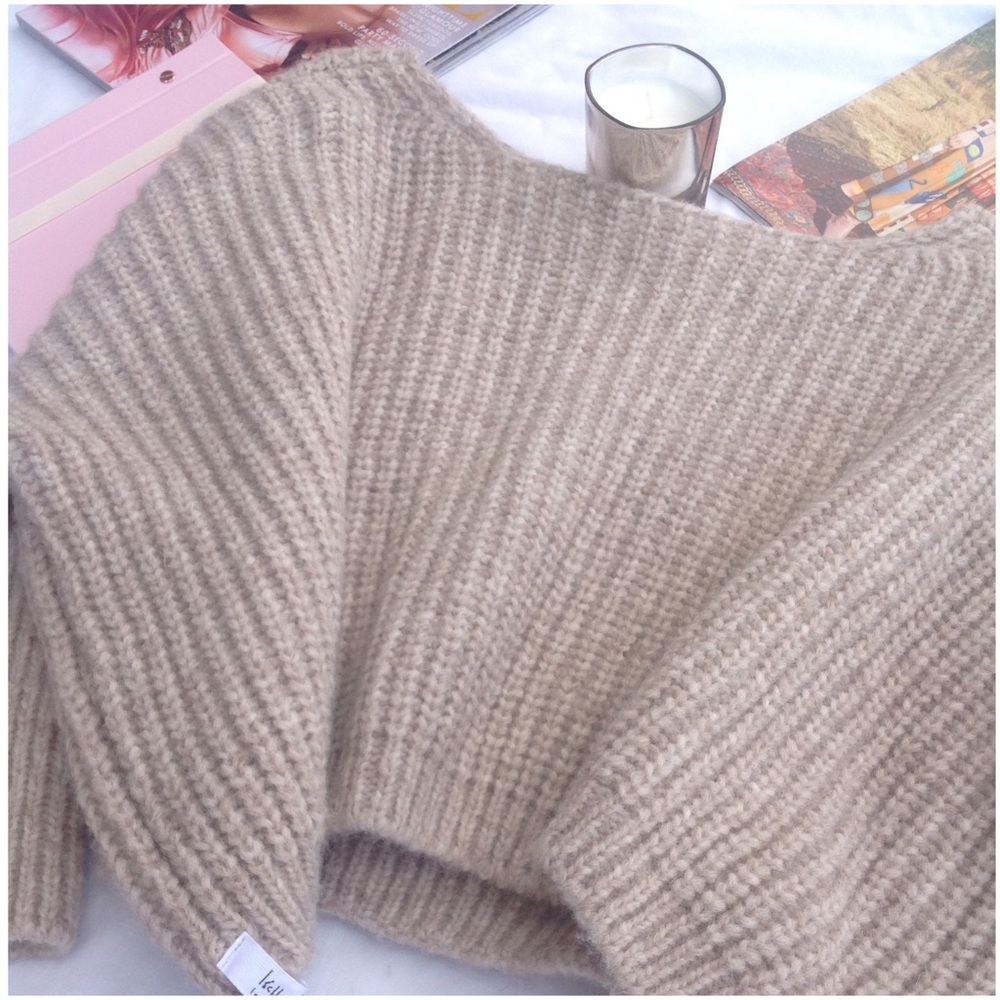 Crop Sweater - Picture 4 of 8
