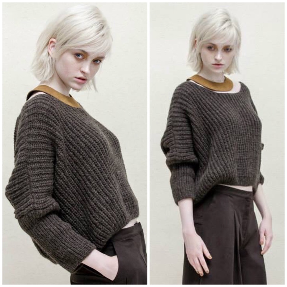 Crop Sweater - Picture 8 of 8
