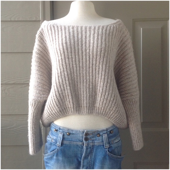 Crop Sweater - Picture 5 of 8