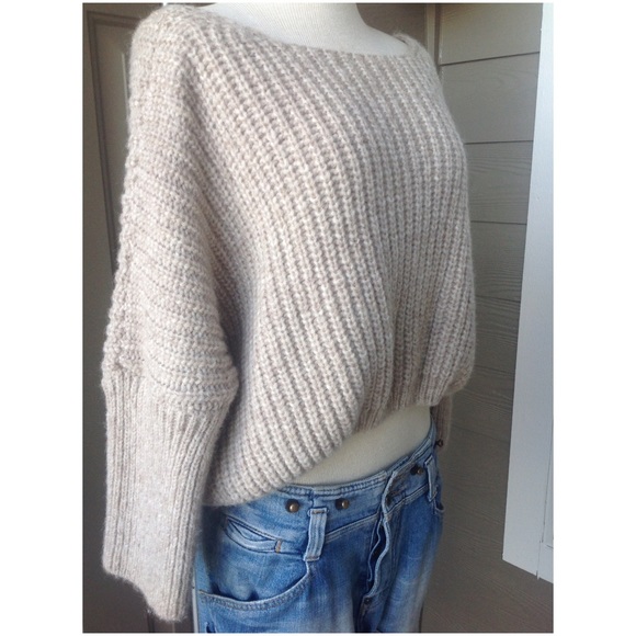 Crop Sweater - Picture 6 of 8