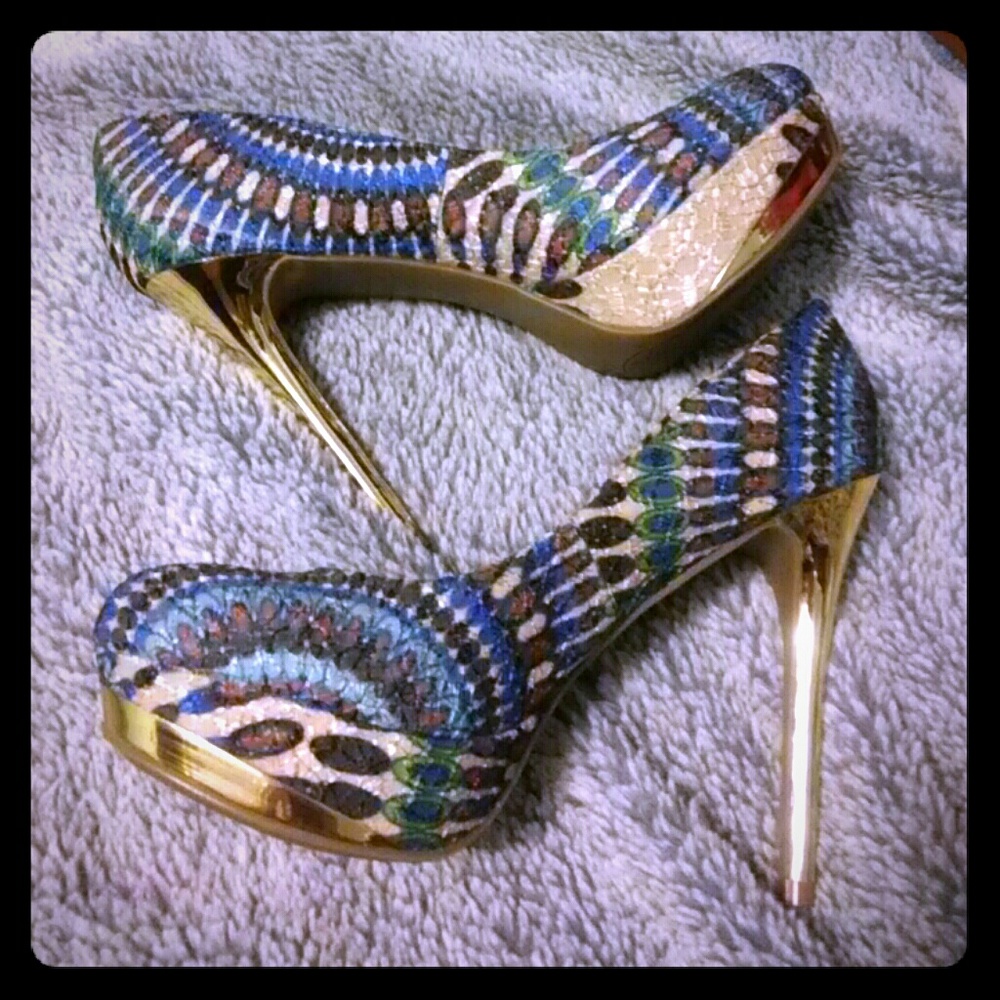 Zigi Girl Peacock heels