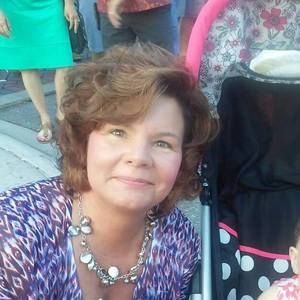 Meet your Posher, Melissa raines