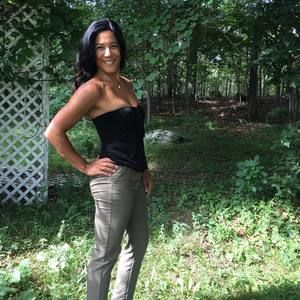 Meet your Posher, Vickie