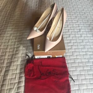 Authentic Louboutin Décolleté shoe