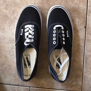 Vans Authentic