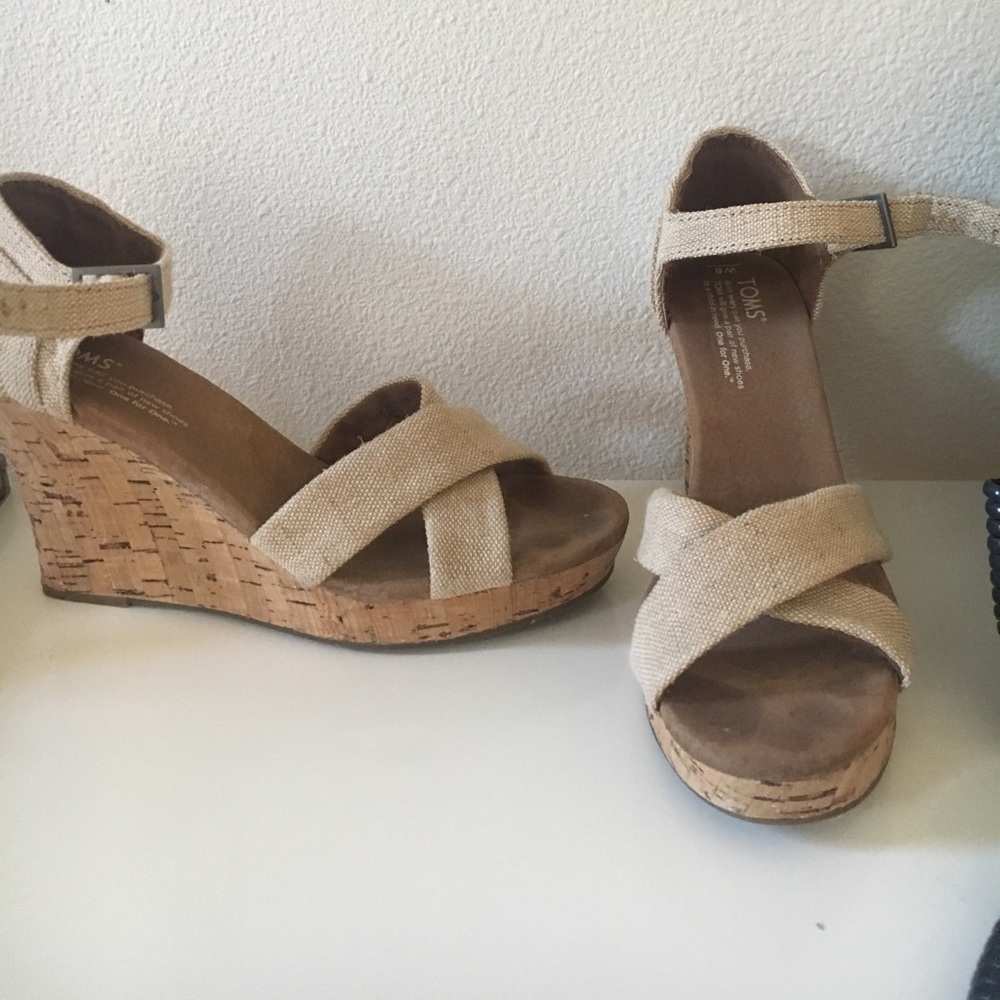 Toms wedges