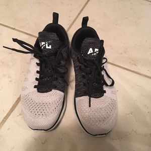 APL Sneakers