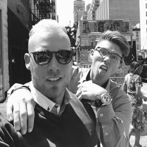 Meet your Posher, Max