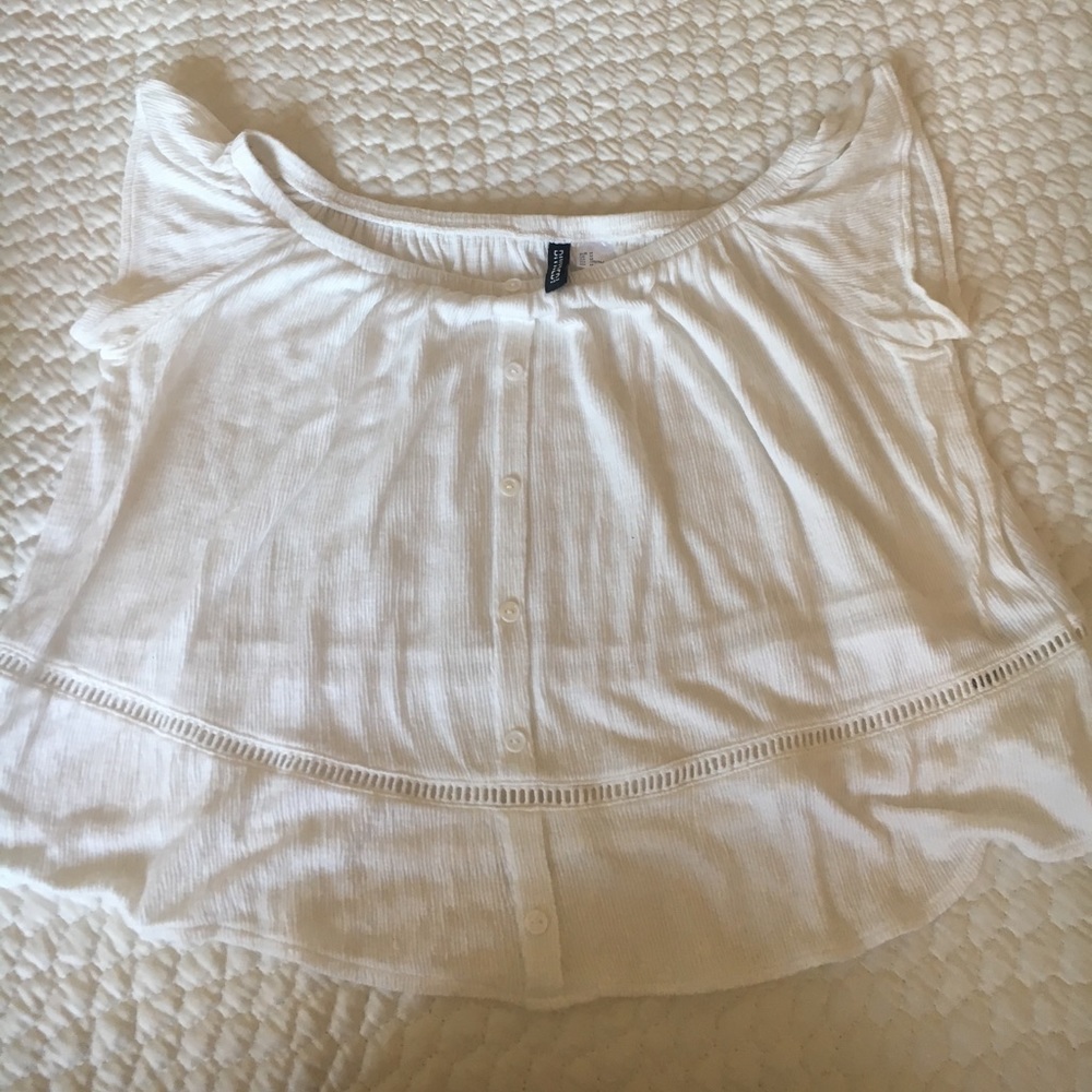 H&M off the shoulder shirt