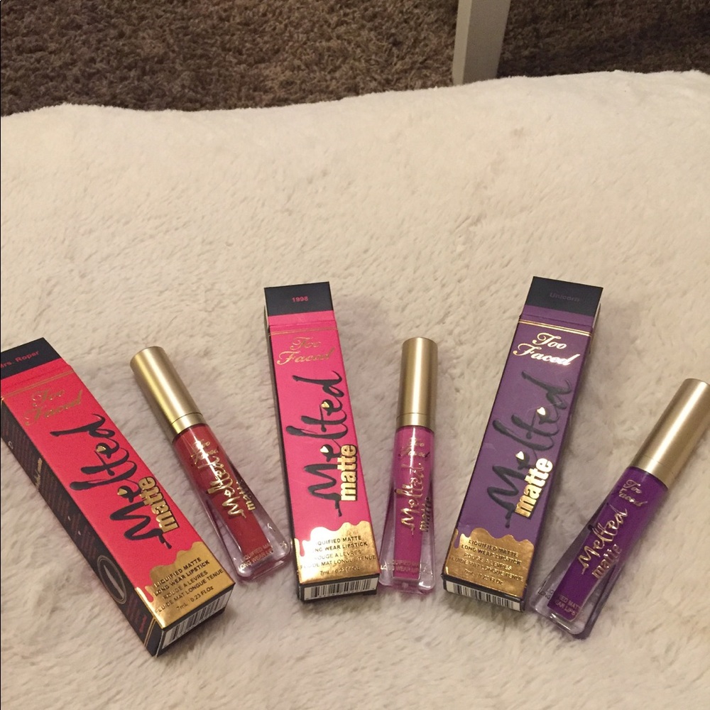 Too Faced Bundle 3 New Melted Matte Lipsticks.