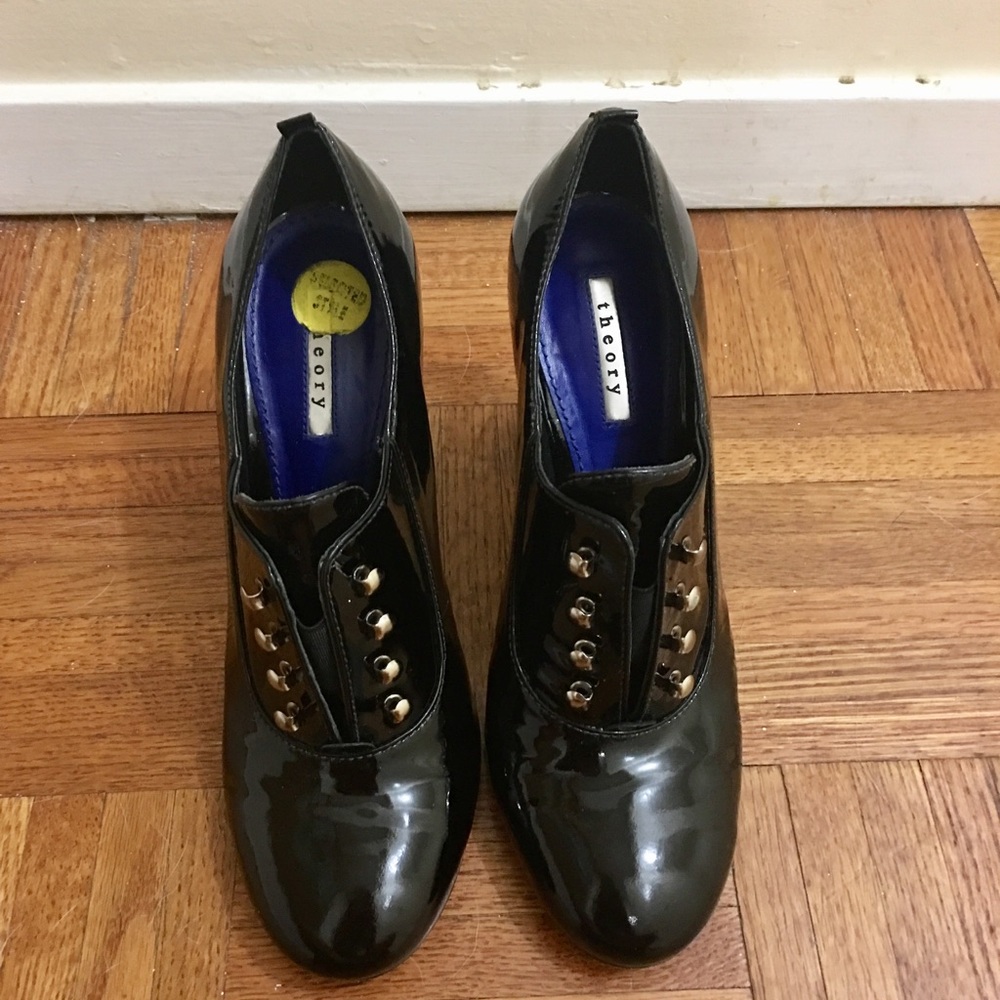 Theory shoes