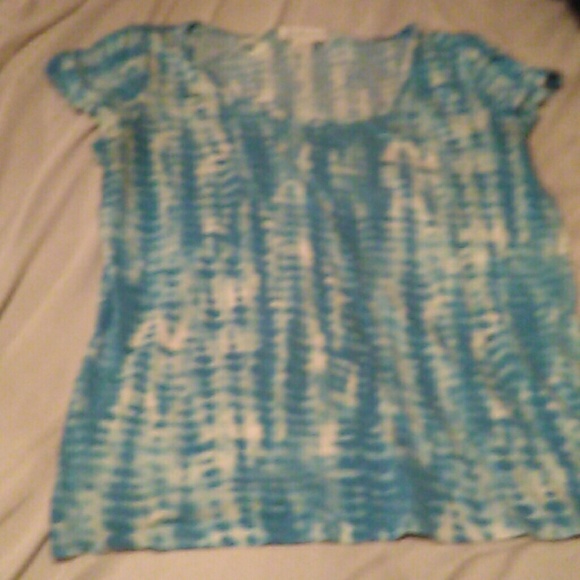 Clothes - Picture 4 of 8