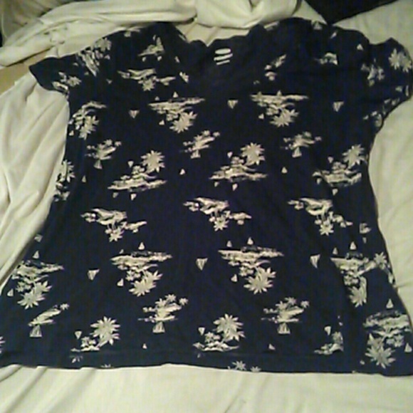 Clothes - Picture 5 of 8