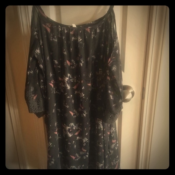 Dress - Picture 1 of 1