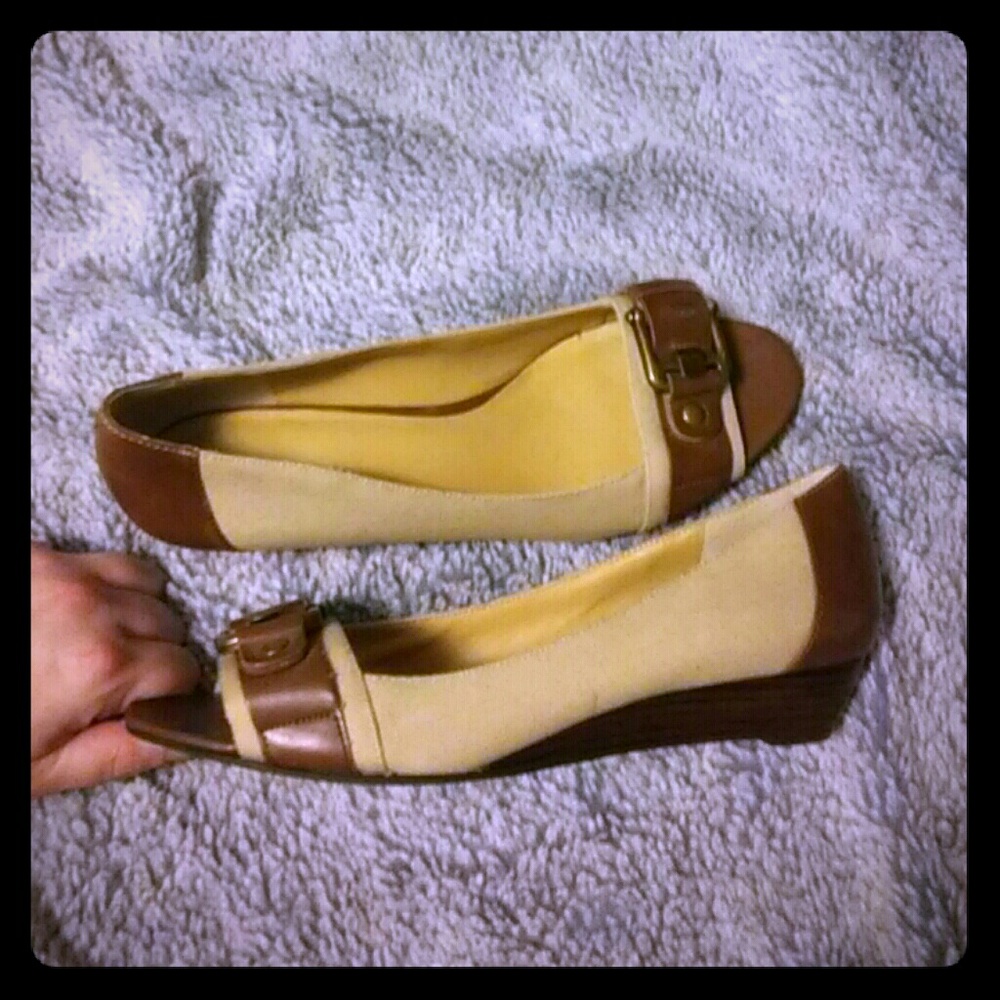 Nine west open toe tiny wedges