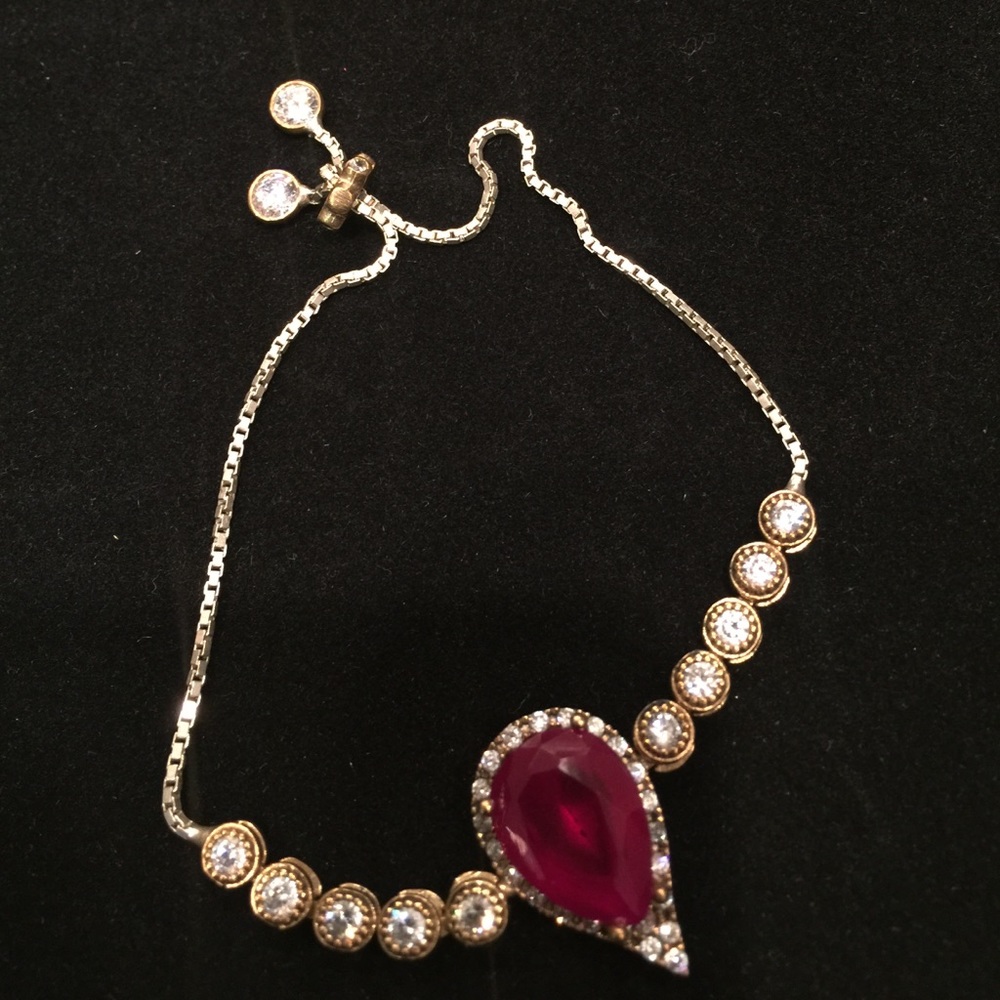 BEAUTIFUL TURKISH GOLD PLATED ELEVATOR BRACELET.