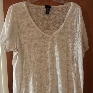 Torrid white skull shirt