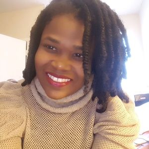 Meet your Posher, Vanessa