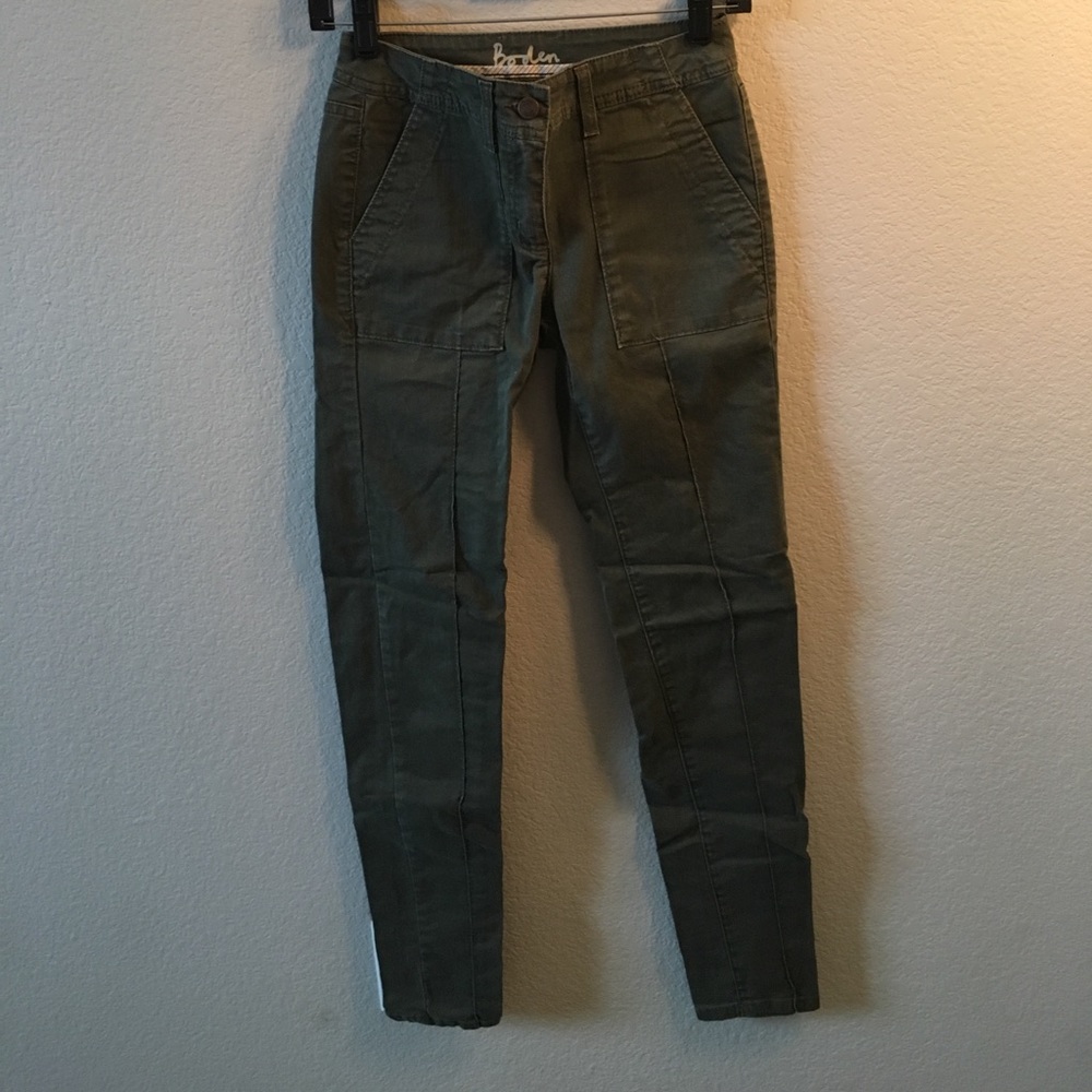 Olive green pleated pants