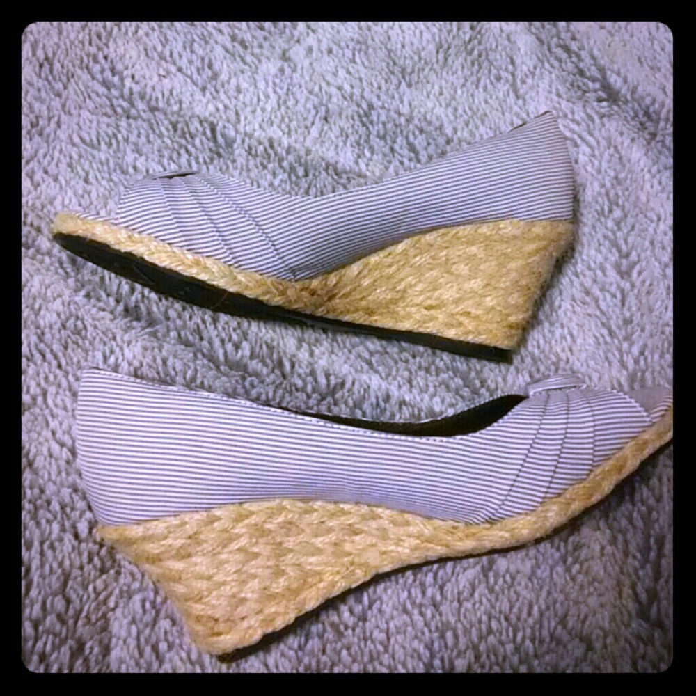 Life stride open toe espadrilles