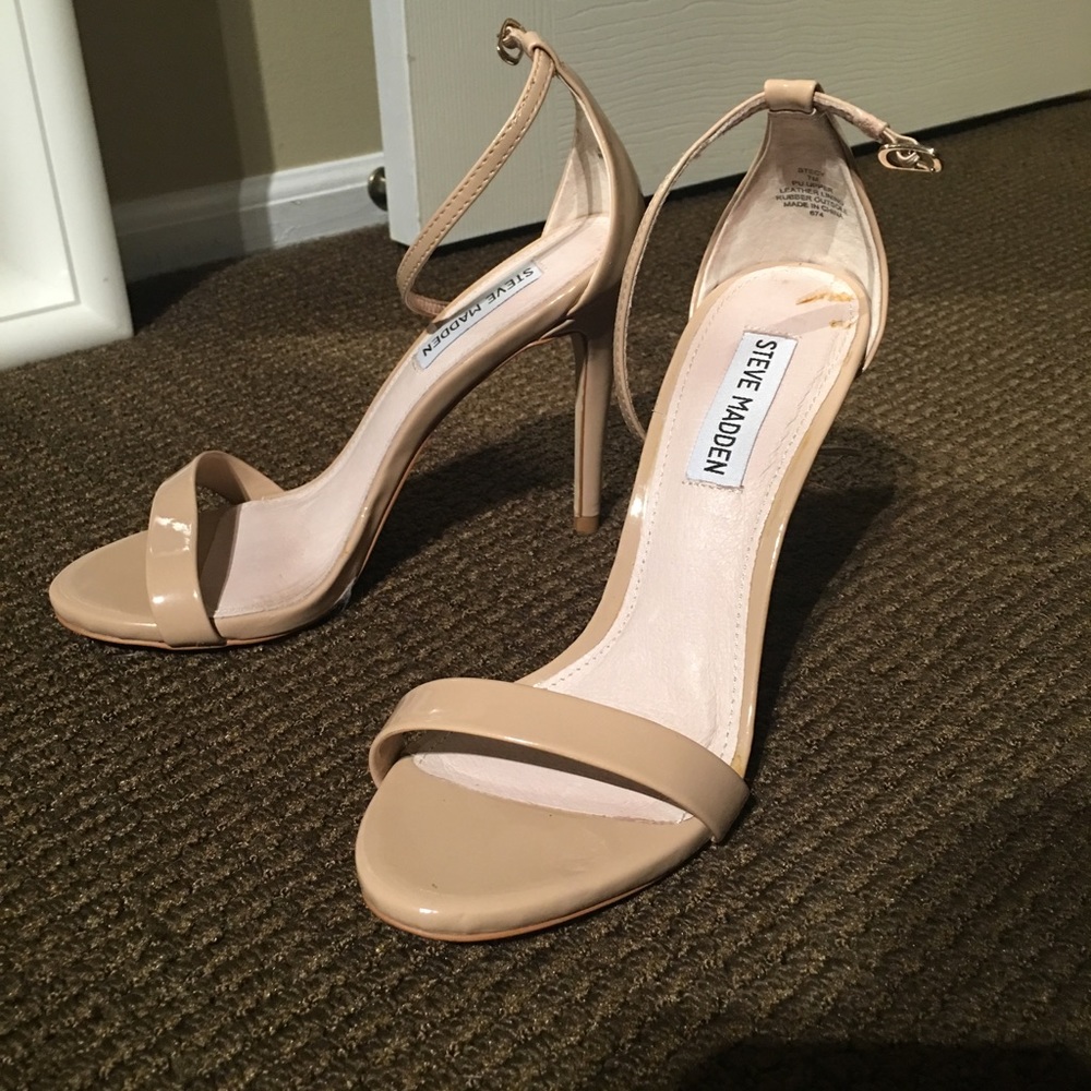Steve Madden Nude Sandals