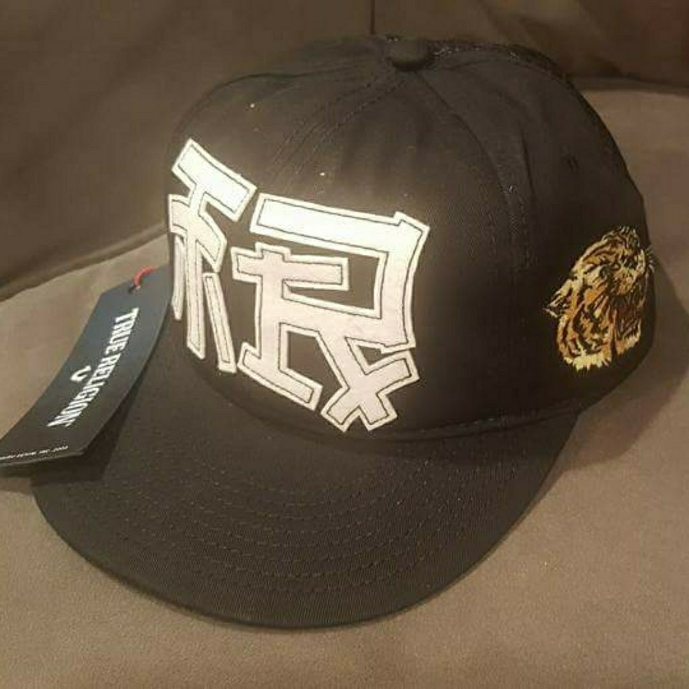 💕 SOLD 💕True religion hat
