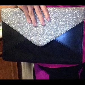 Envelope clutch
