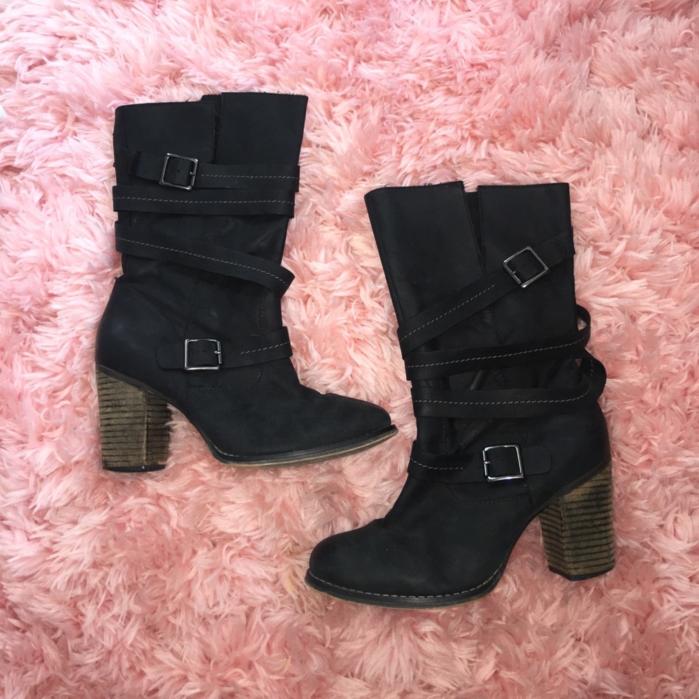 Black leather heeled boots