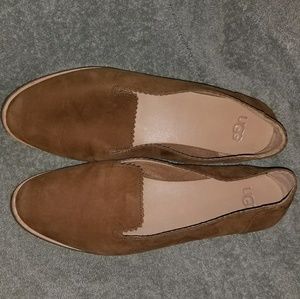 Ugg Brown leather flats