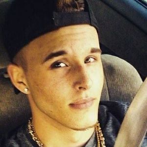 Meet your Posher, Devin