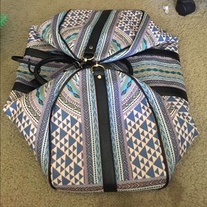 Hale Bob Oversized Weekend bag