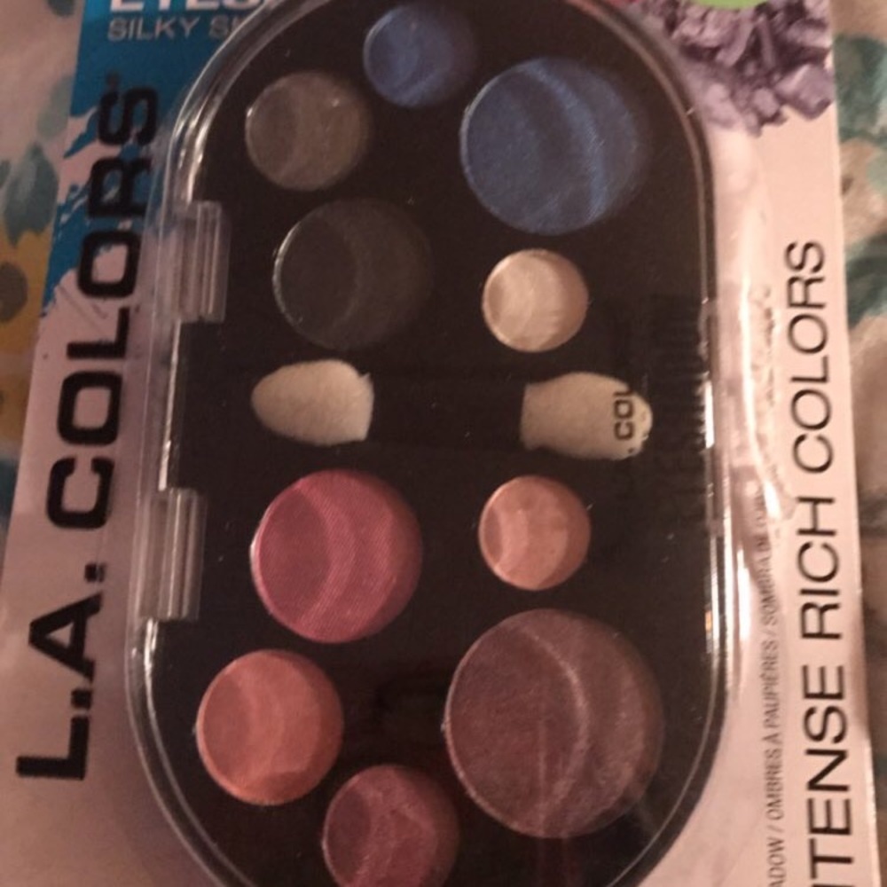 eyeshadow