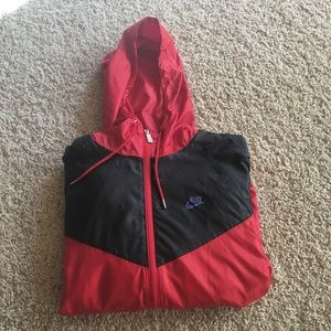 Nike black/red windbreaker