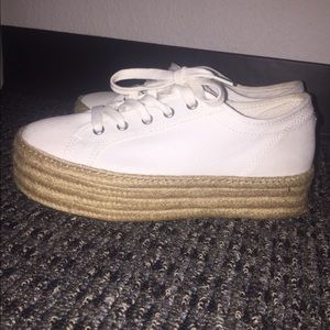 White Steve Madden shoes- worn once!