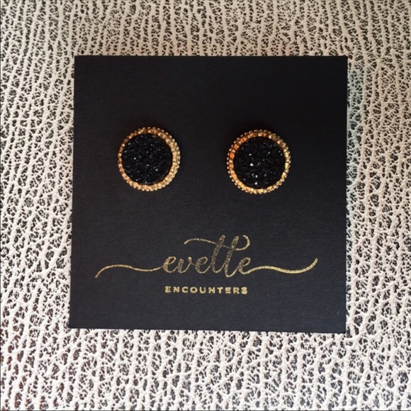 | BLACK DRUZY STUDS | - Picture 2 of 6
