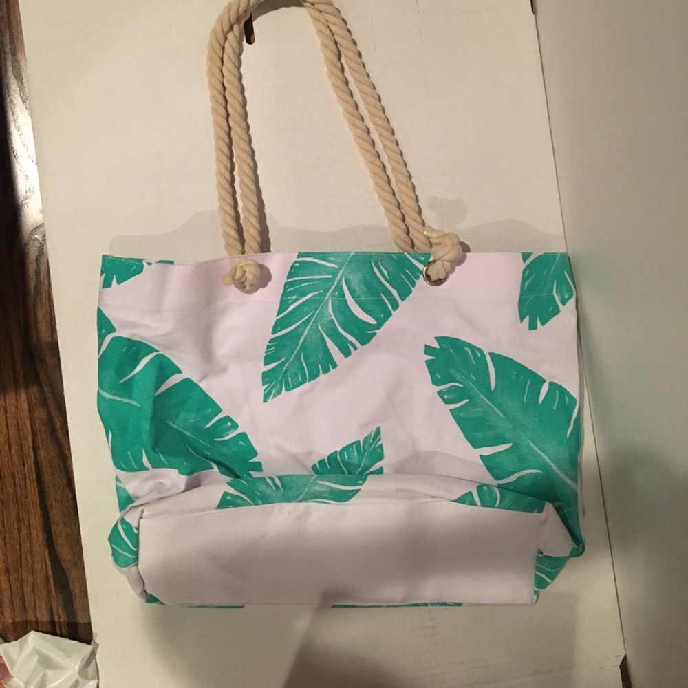 Beach tote