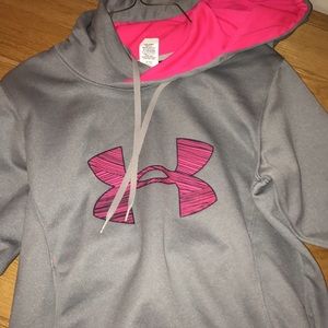 Under armour sweatshirt