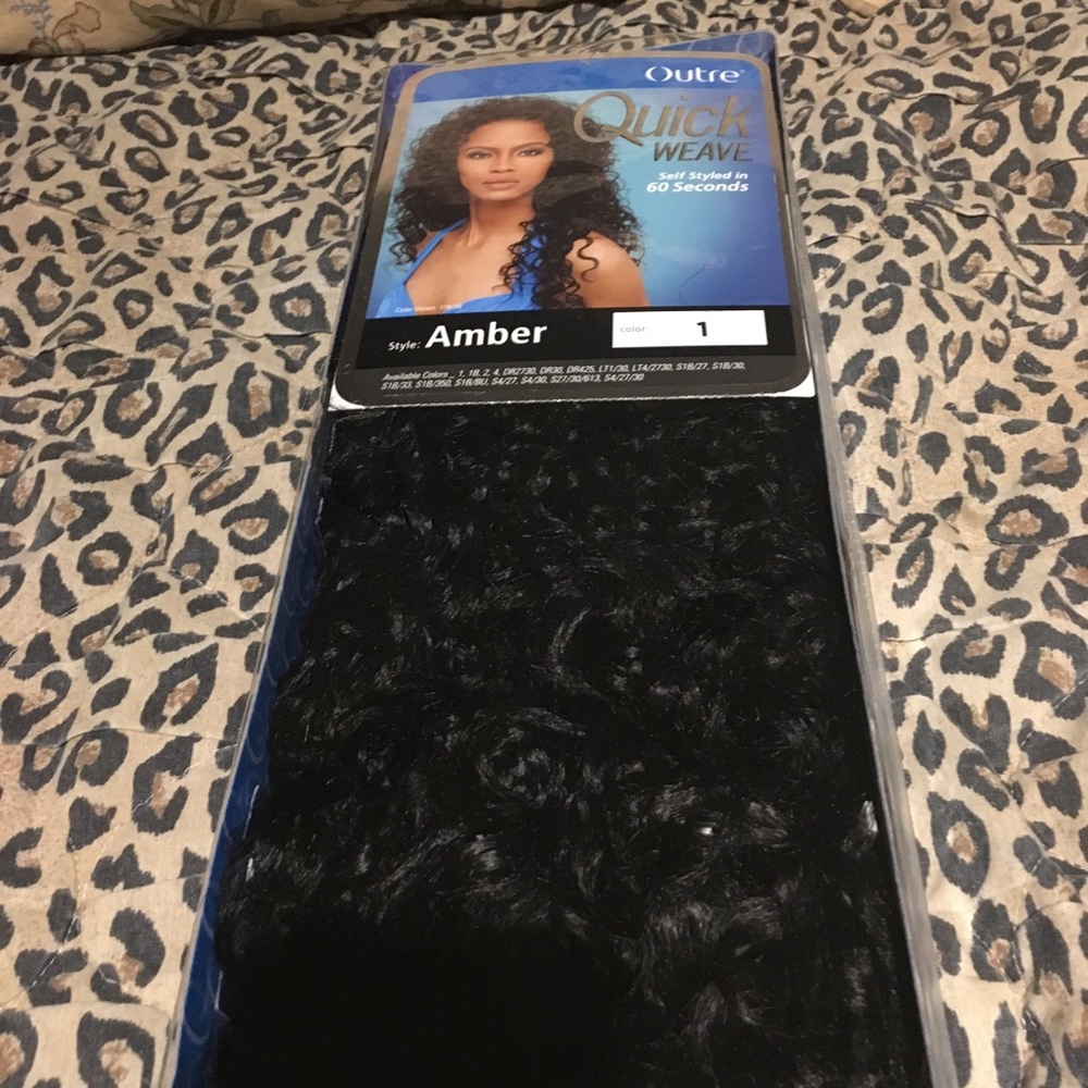 Outre Quick Weave wig. Never worn. Curly.